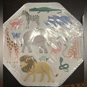 Meri Meri Zoo Animal plates 3 sets of 8 plates (24 total)